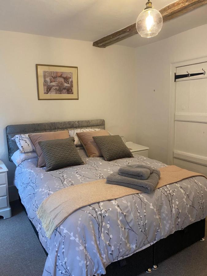 Stunning 2 Bedroom Flat In A Central Location New Alresford Exterior foto