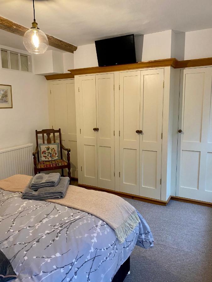 Stunning 2 Bedroom Flat In A Central Location New Alresford Exterior foto