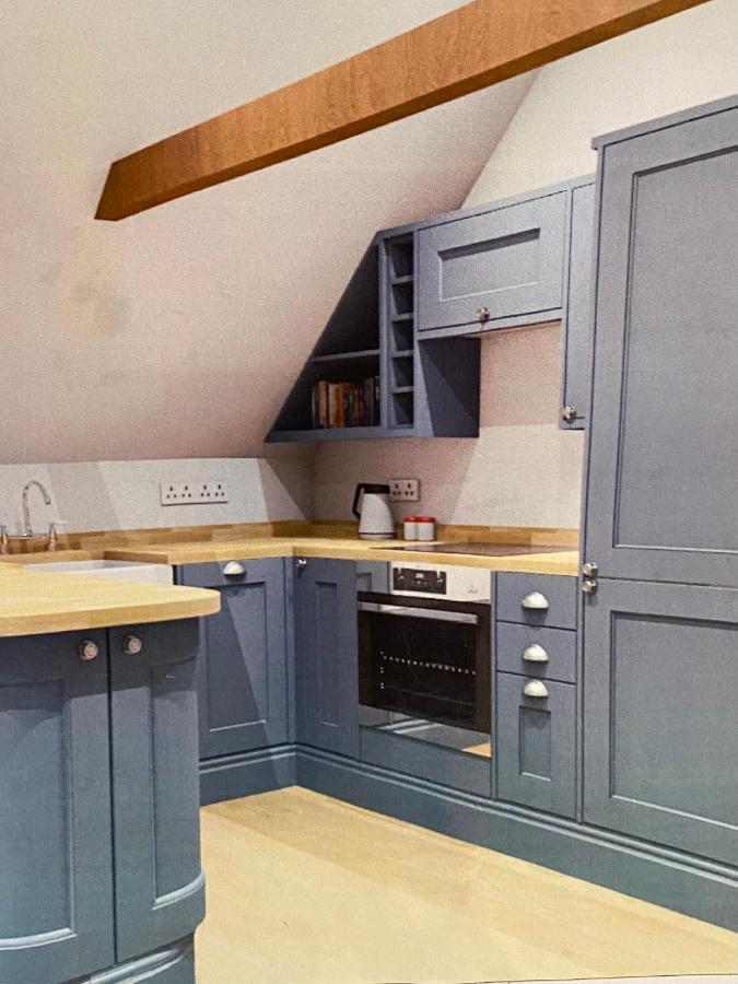 Stunning 2 Bedroom Flat In A Central Location New Alresford Exterior foto